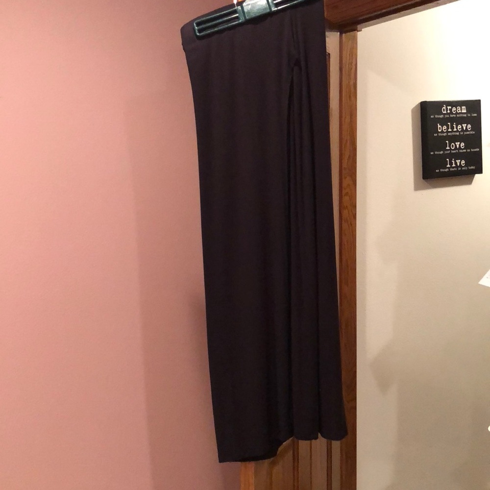 Black maxi skirt with slit